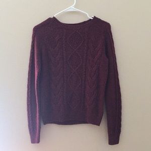 Maroon sweater